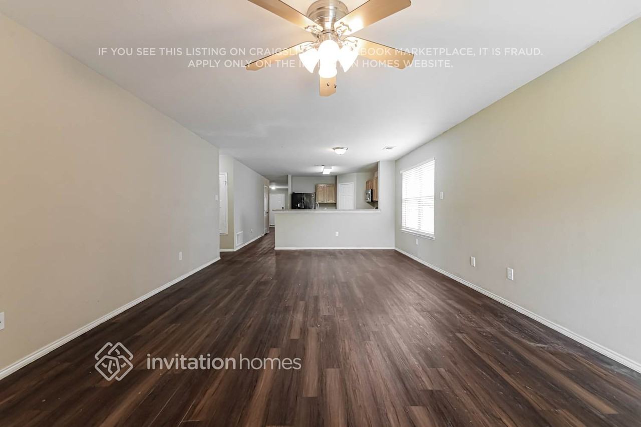 3878 Pinebluff Ln - Photo 5 of 17