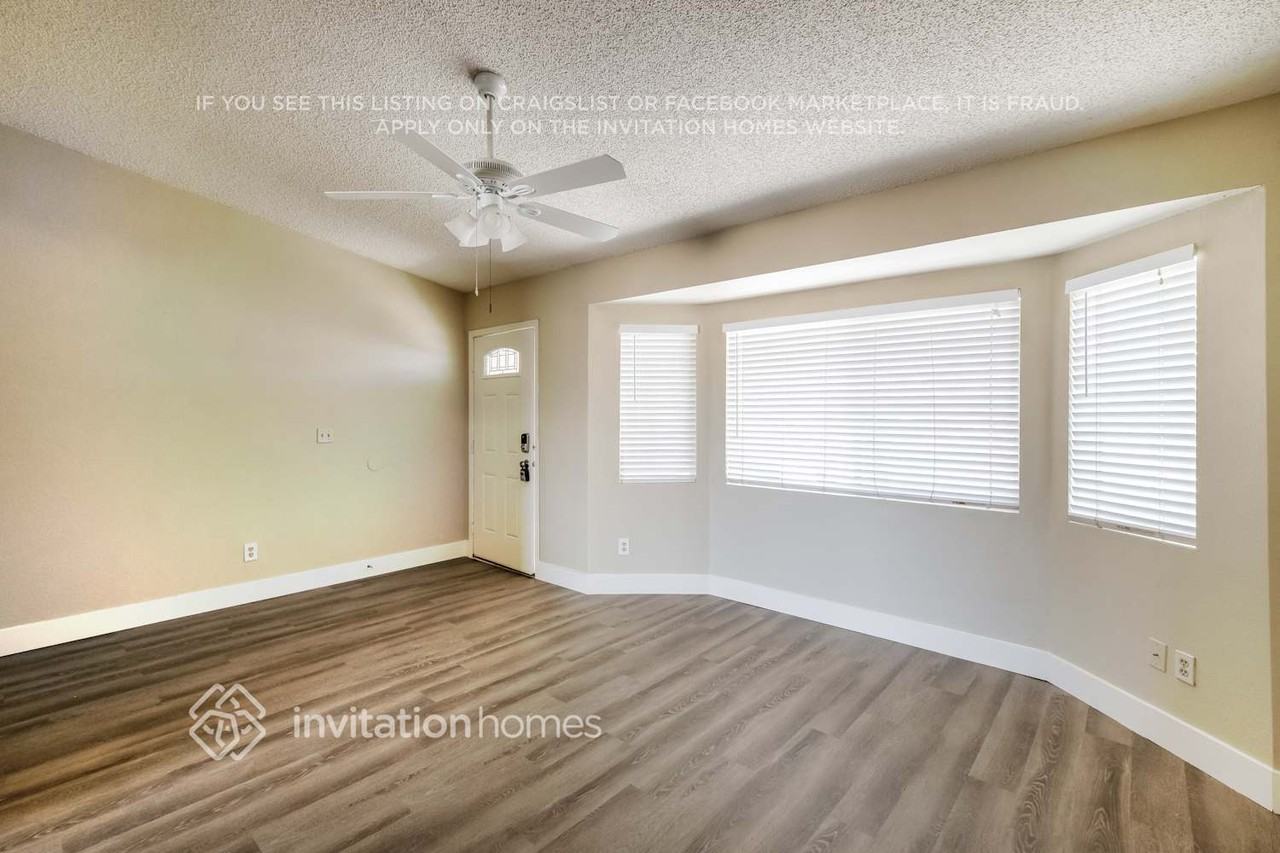 9503 W Las Palmaritas Dr - Photo 4 of 17