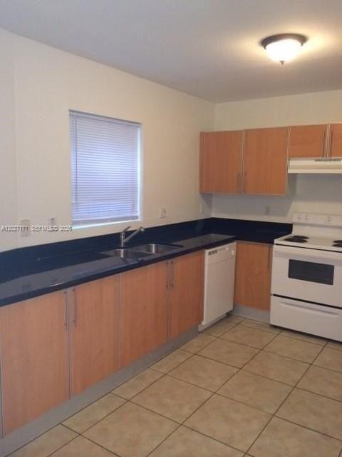 1702 N 28th Ave #1 - Photo 7 of 12
