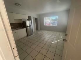 14305 Ne 6th Ave #5 - Photo 1 of 1