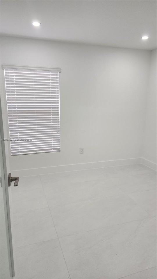 13741 Sw 46th Ter - Photo 4 of 22