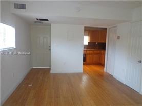 14864 Ne 6th Ave #3C - Photo 1 of 1