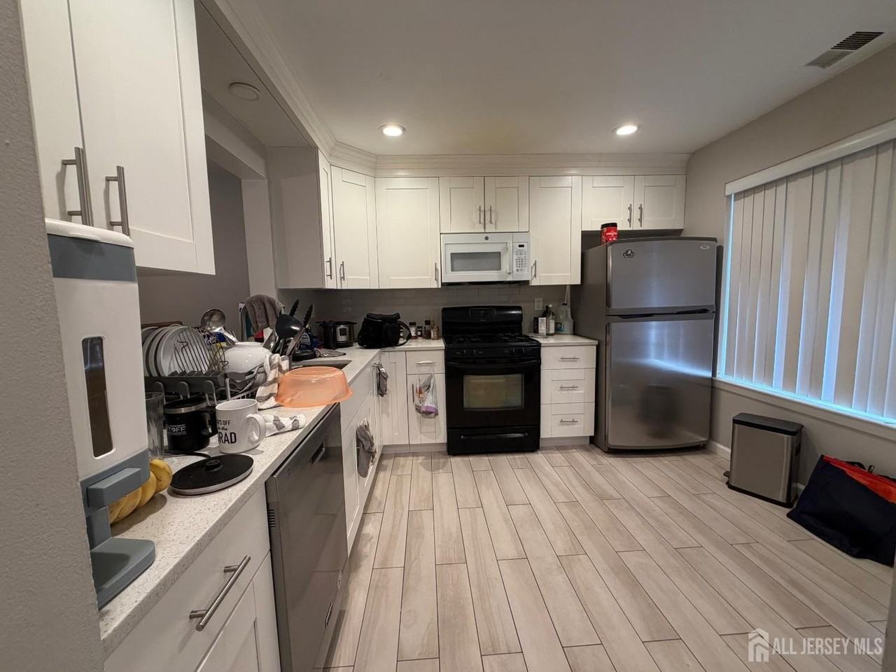 1034 Schmidt Ln - Photo 7 of 16