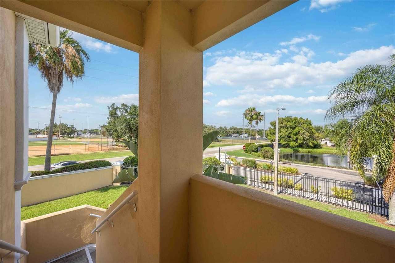 1195 Villagio Cir #208 - Photo 4 of 45