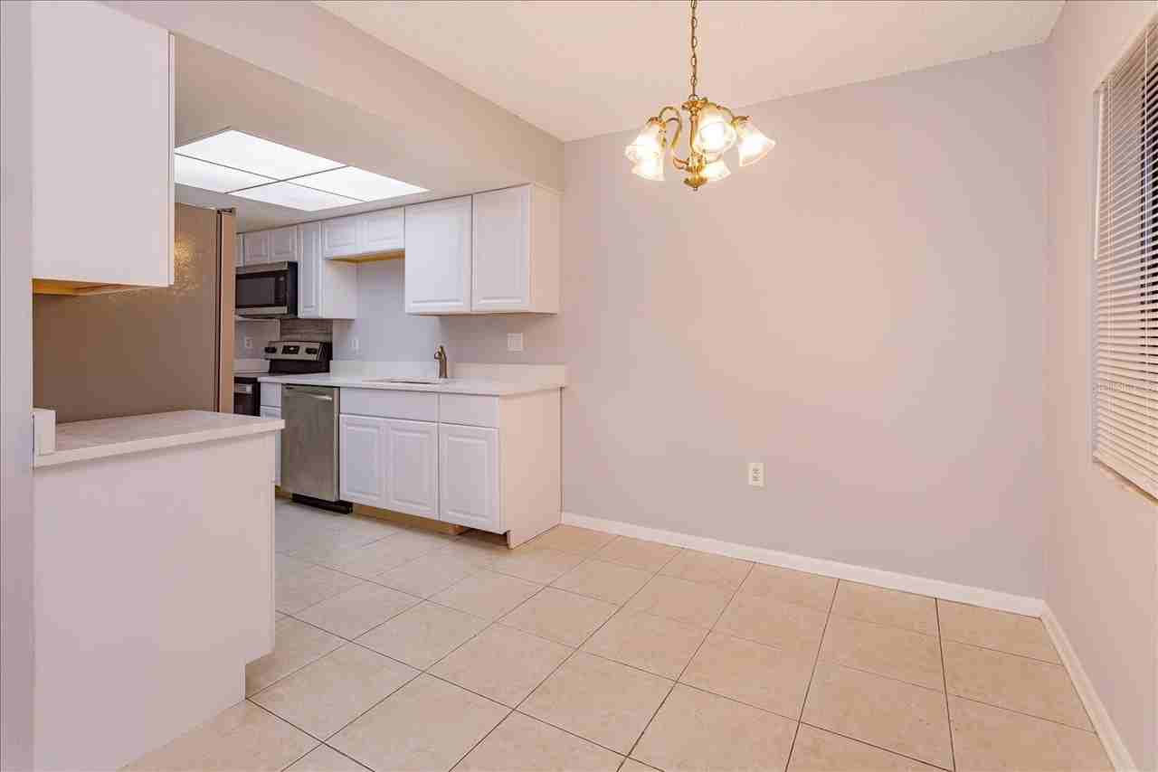5013 Vineland Rd #108 - Photo 5 of 18