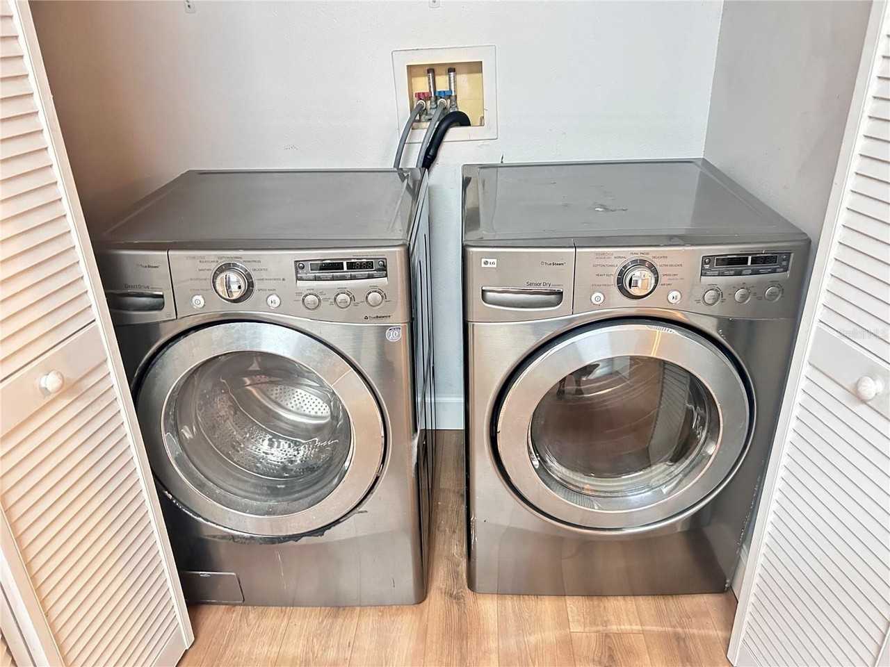 8825 Grand Palms Cir #B - Photo 7 of 13
