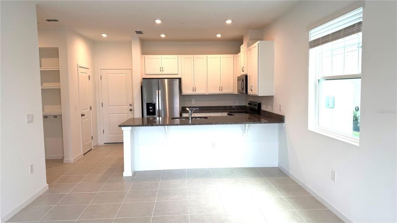 2947 Camellia Flower St - Photo 2 of 27