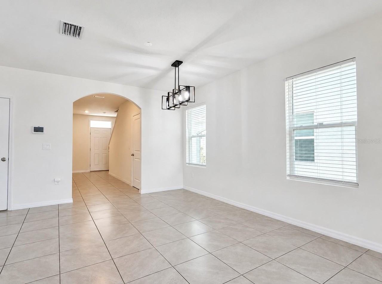 16091 Balboa Mist Cv - Photo 6 of 41