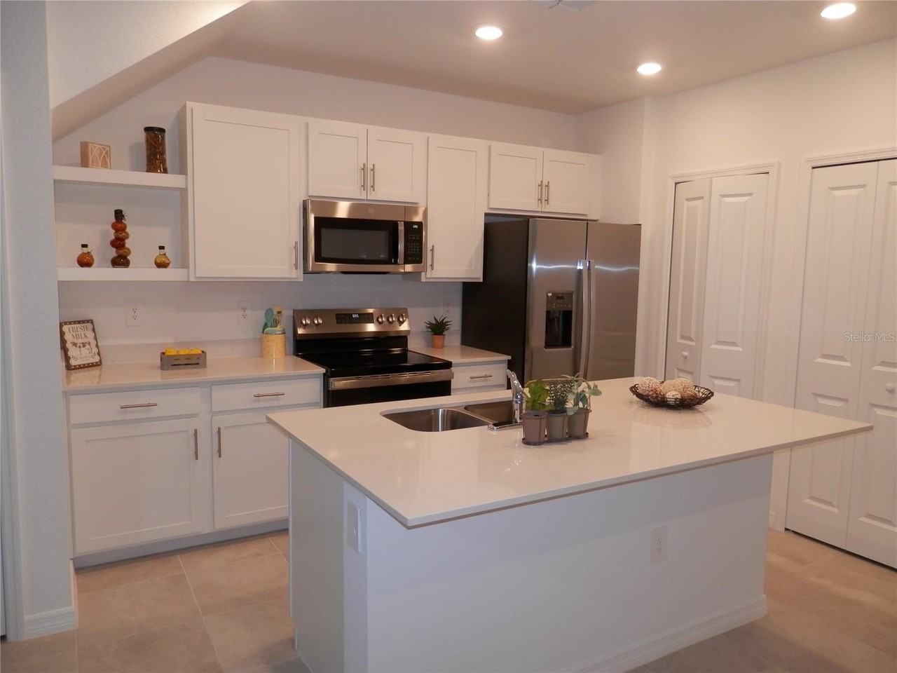 14428 Lilac Sky Ter - Photo 2 of 34
