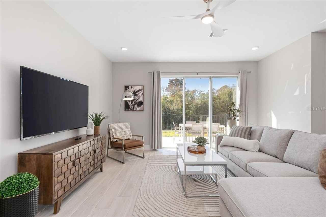7834 Spectrum Dr - Photo 6 of 16