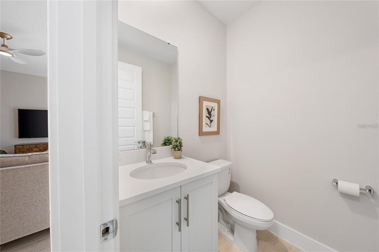 7834 Spectrum Dr - Photo 7 of 16