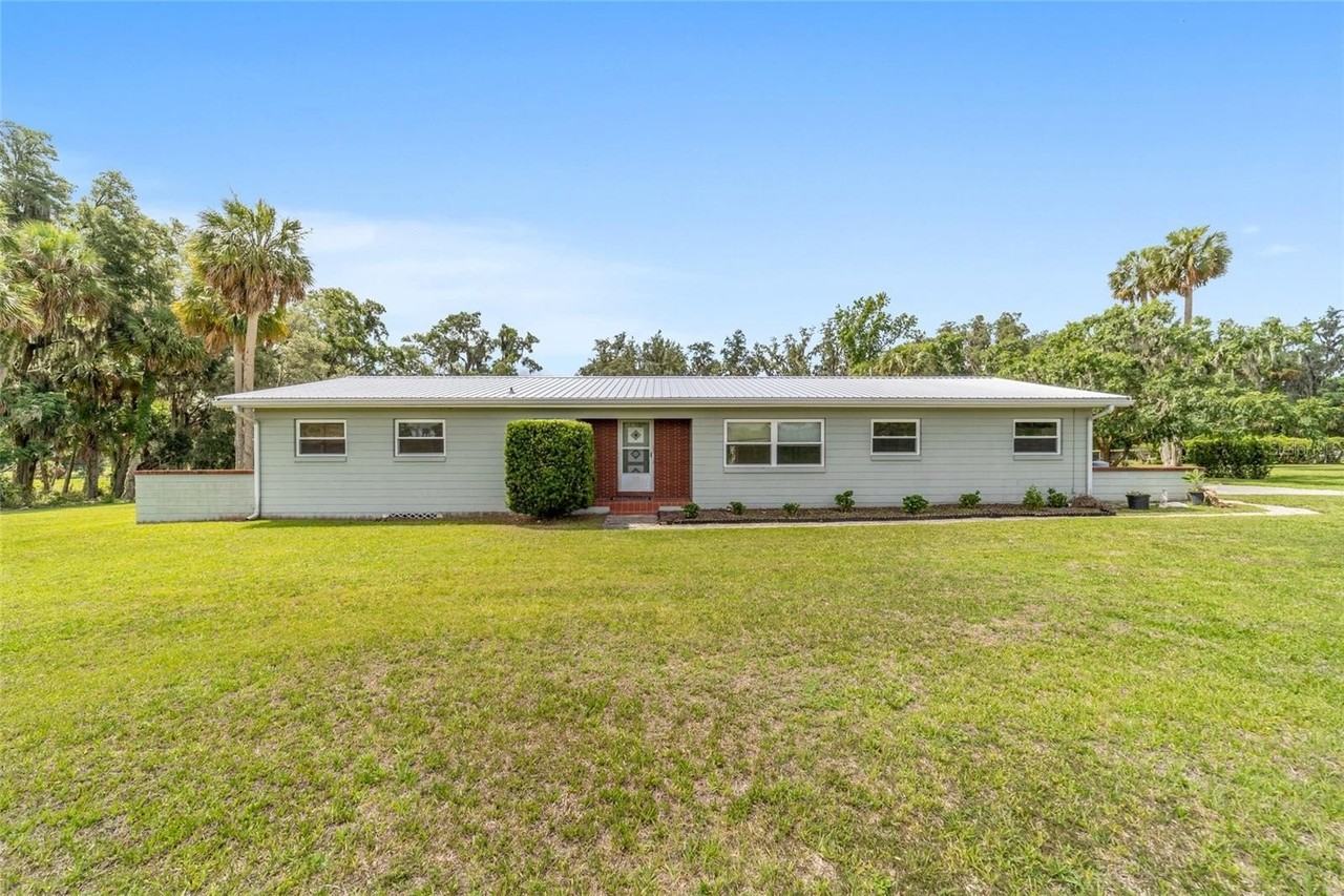 510 Sw 28th St - Photo 2 of 38