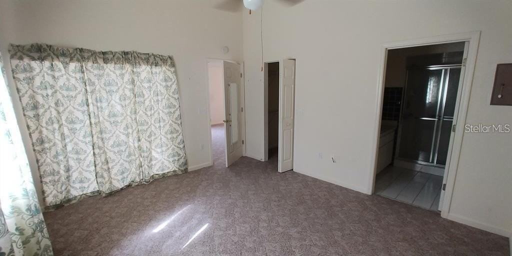 2028 Nw 50th Ave - Photo 4 of 9