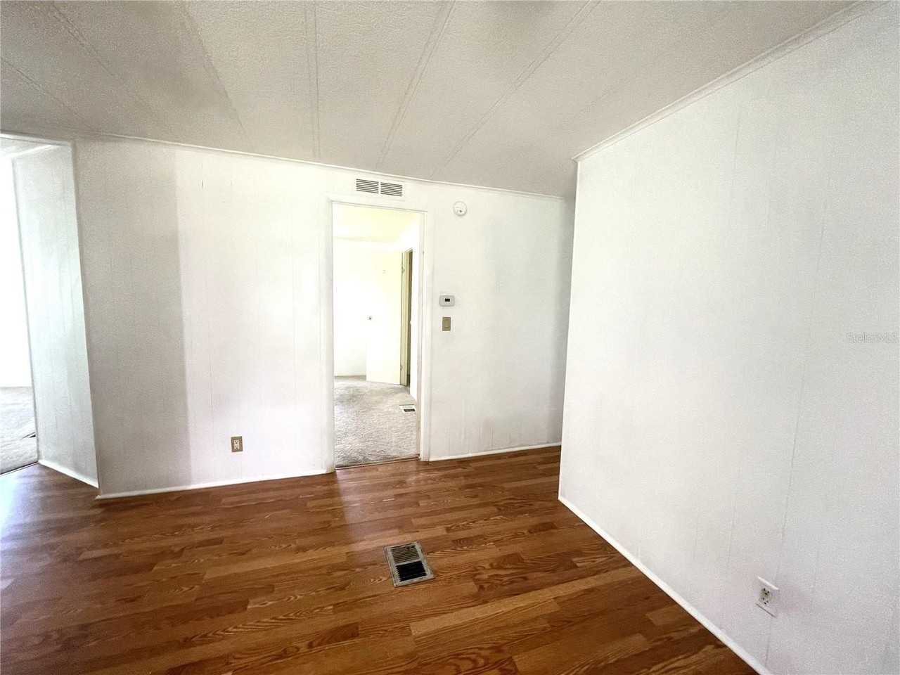 1503 Peach Tree Ln - Photo 6 of 18