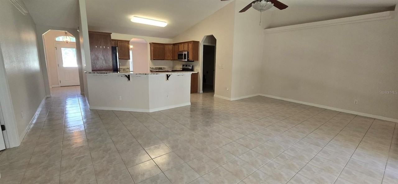 113 Teak Rd - Photo 7 of 16