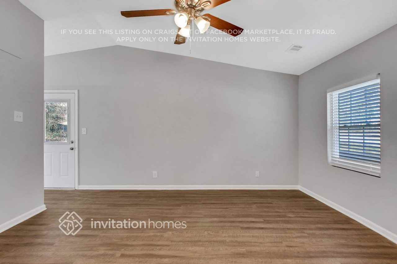 1459 Meadowlark Dr - Photo 5 of 26