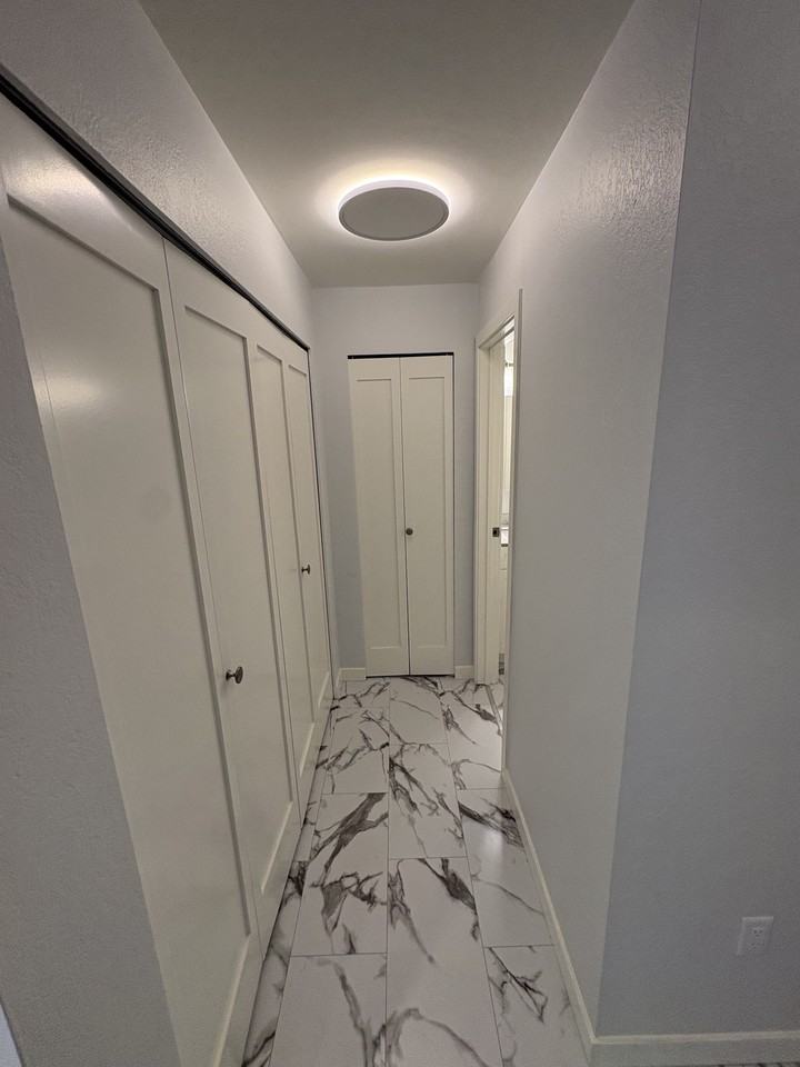 2790 Cedar Hill Rd #205 - Photo 5 of 16