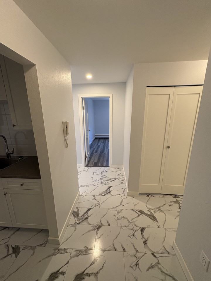 2790 Cedar Hill Rd #205 - Photo 7 of 16