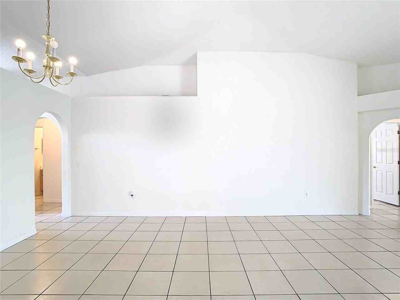 10155 Laxton St - Photo 3 of 44