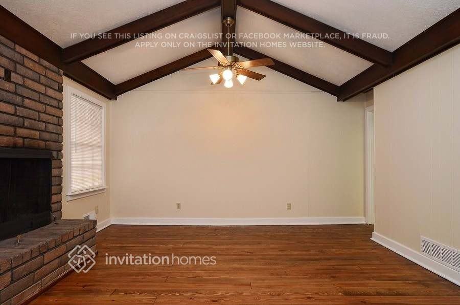 6212 Shallowford Way - Photo 2 of 18