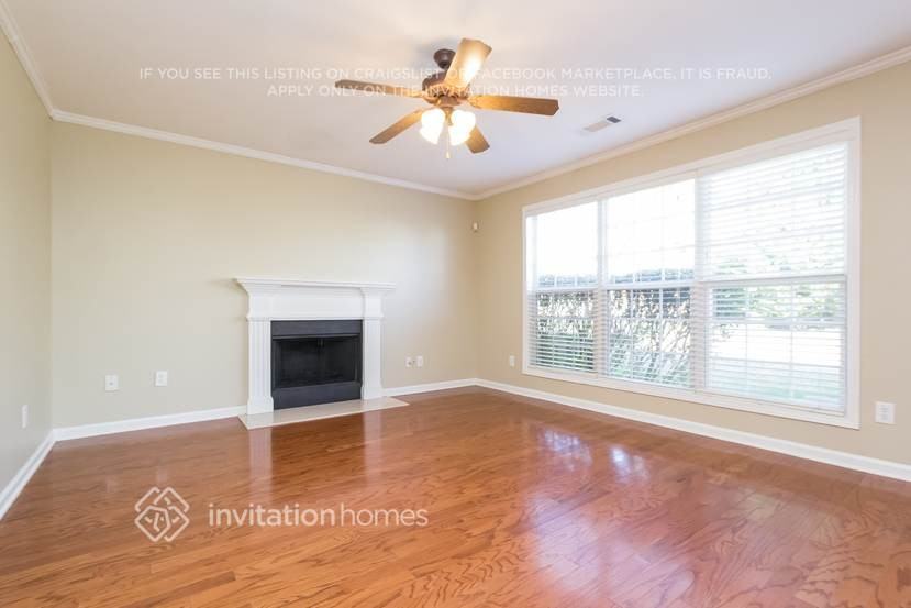 6582 Grand Hickory Dr - Photo 4 of 21