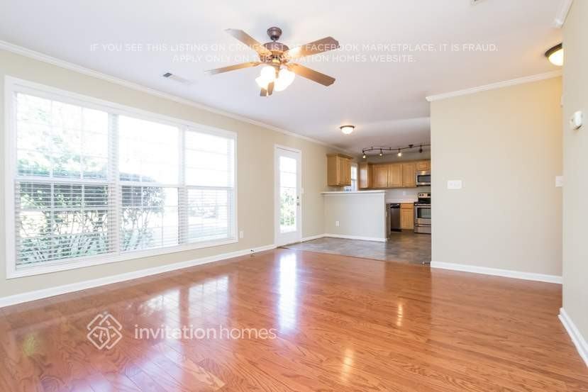 6582 Grand Hickory Dr - Photo 5 of 21