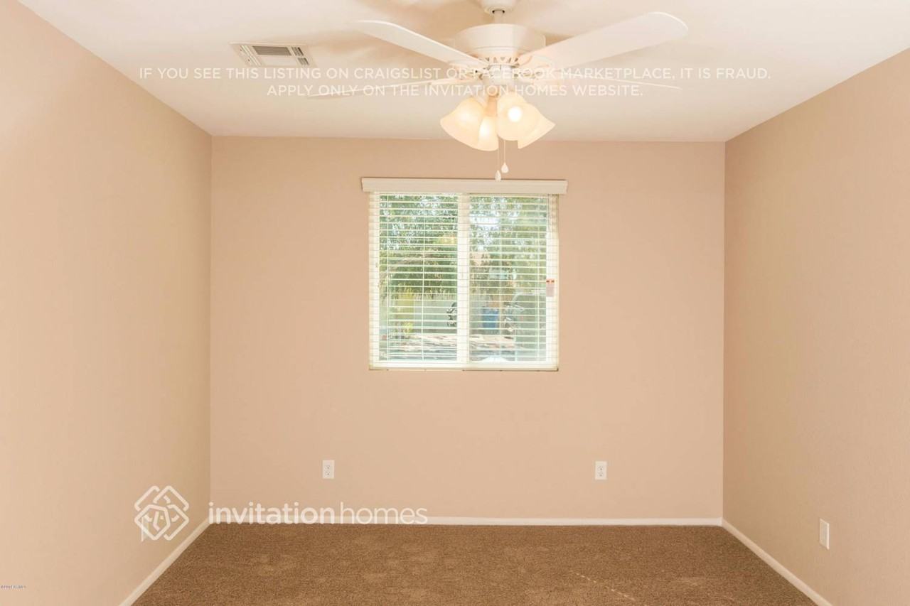 3424 W Bloomfield Rd - Photo 4 of 7