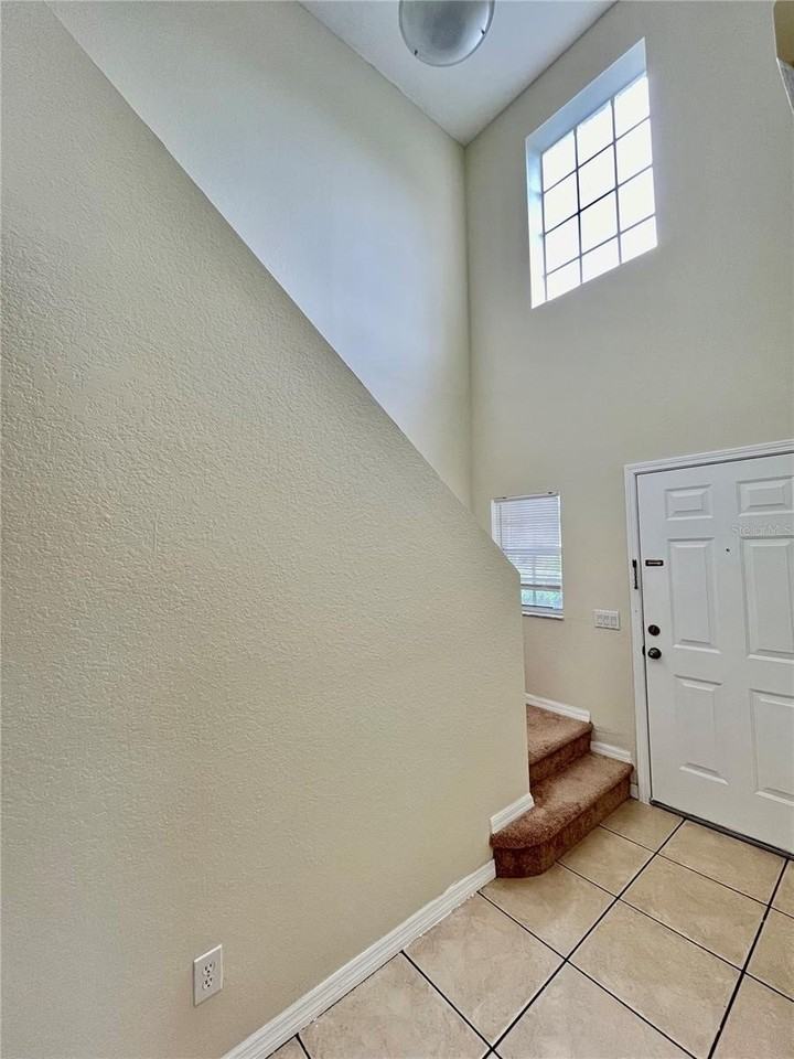 11534 Bay Gardens Loop - Photo 6 of 35
