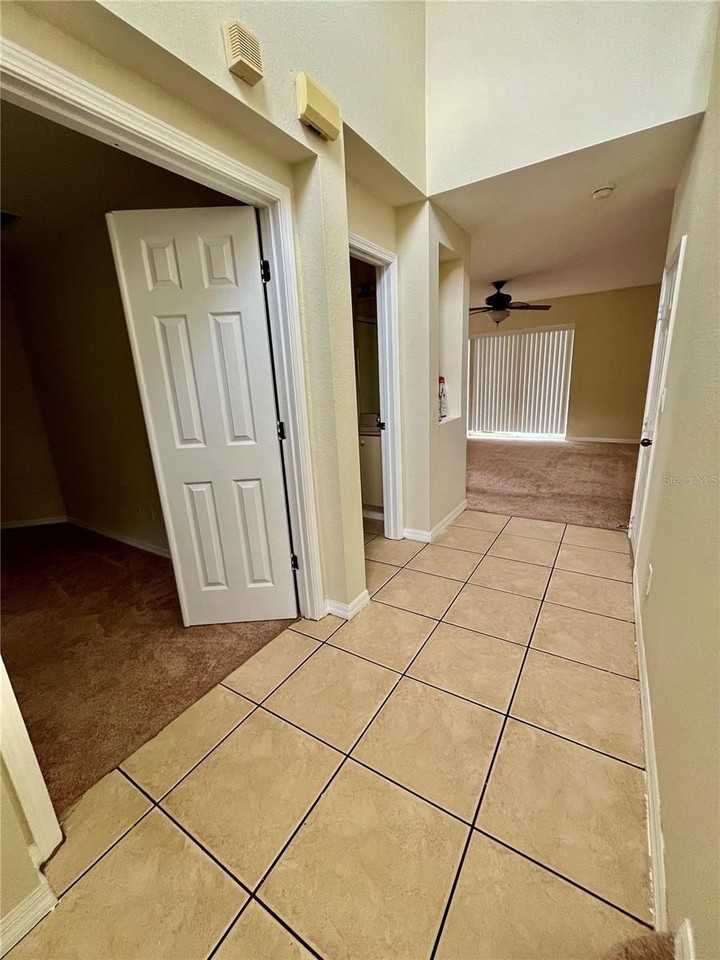 11534 Bay Gardens Loop - Photo 7 of 35
