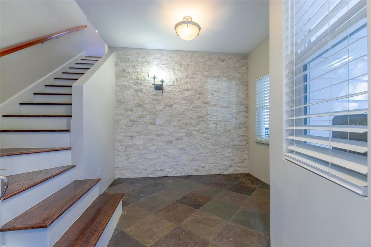 802 8th St N #802 - Photo 3 of 45