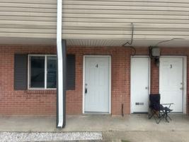 featured image of 135 W Hendricks St #4