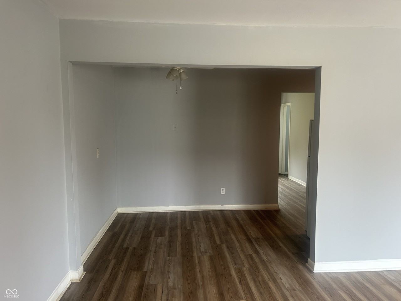 135 W Hendricks St #4 - Photo 4 of 9