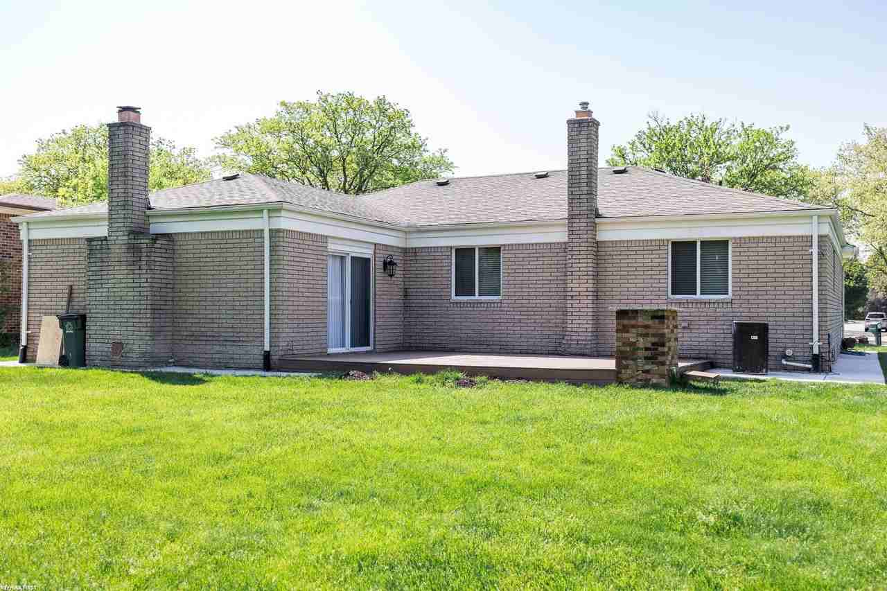 5043 Tyler Dr - Photo 5 of 34