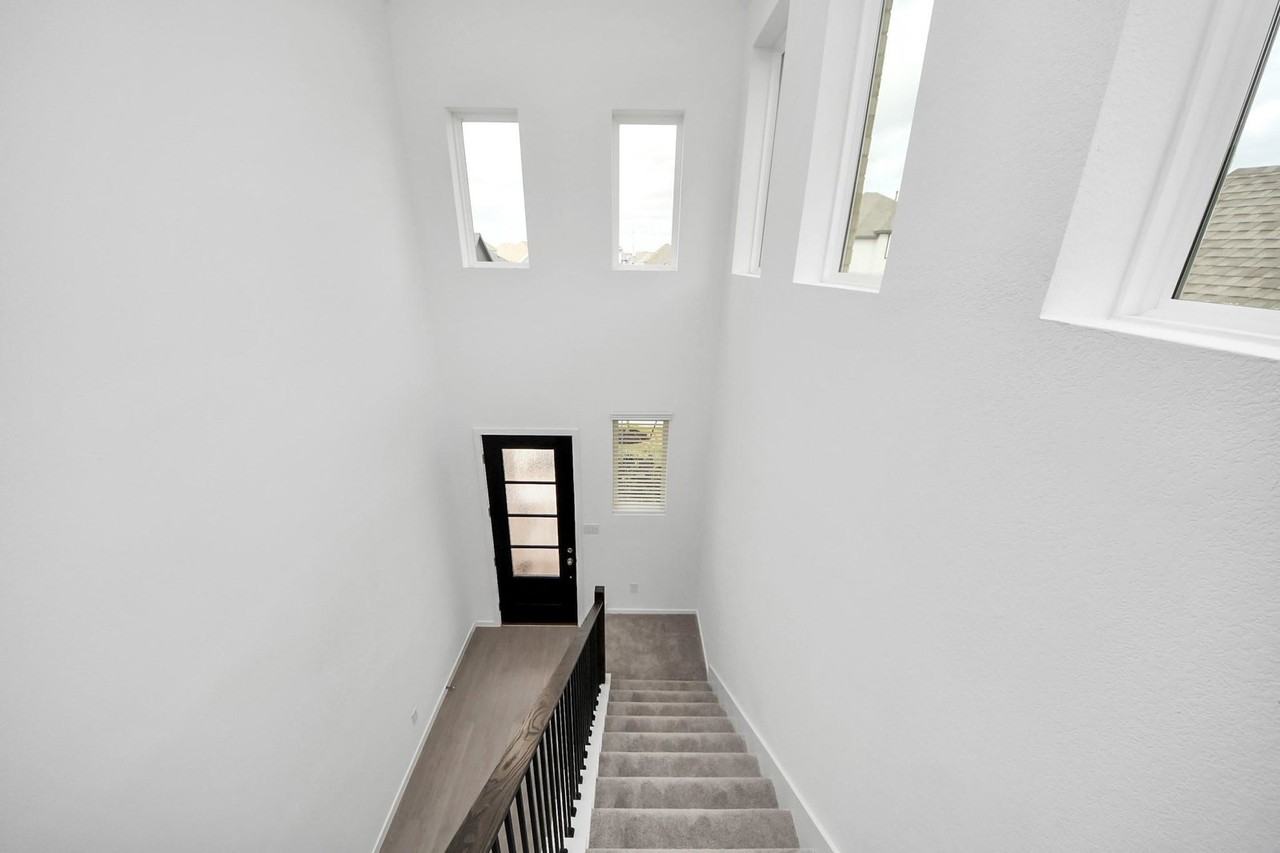 6414 Orchid Beach Dr - Photo 5 of 8