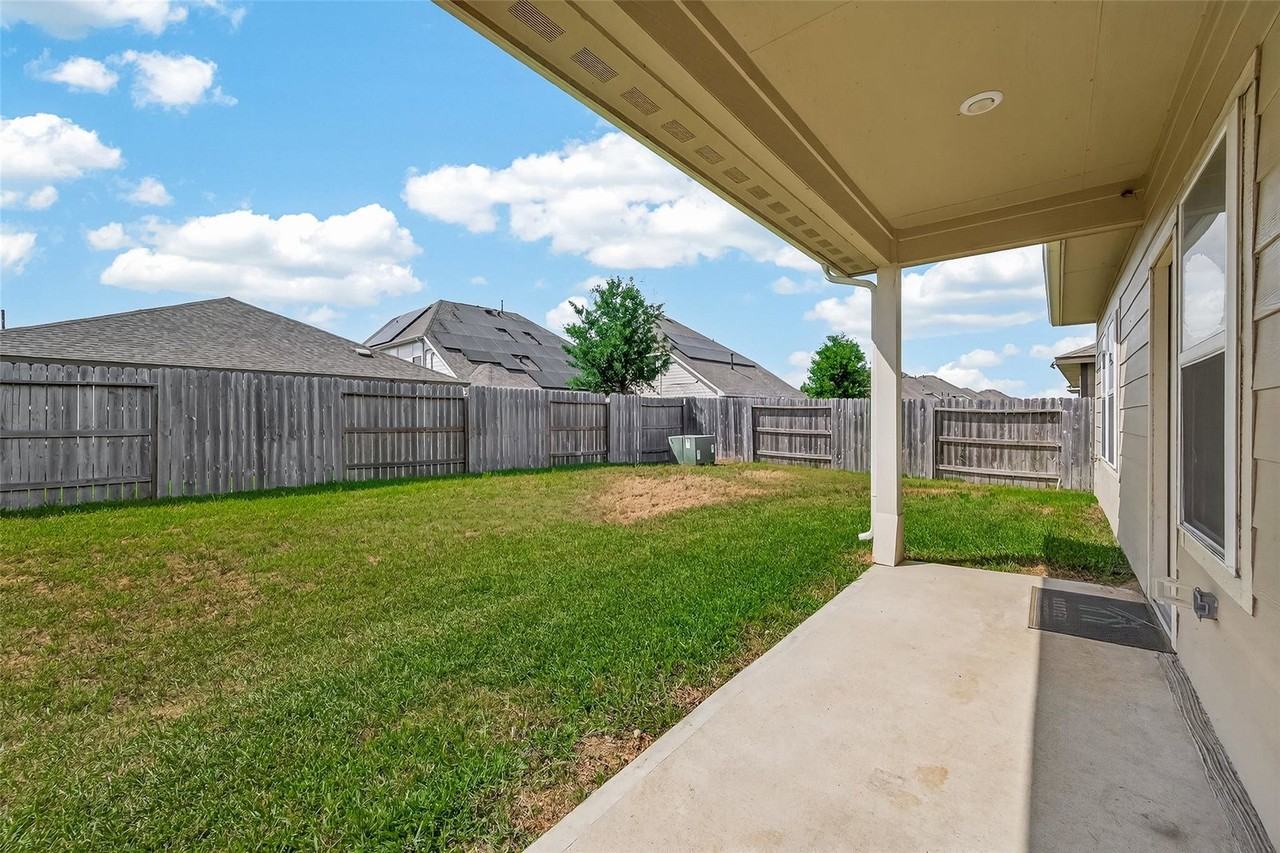 4231 Reese Ravine Ln - Photo 3 of 8