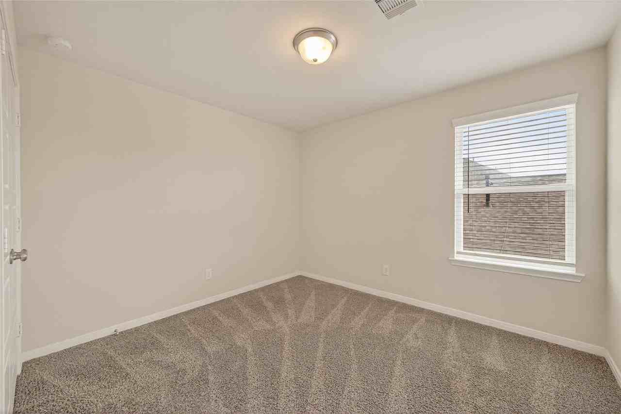 4231 Reese Ravine Ln - Photo 5 of 8
