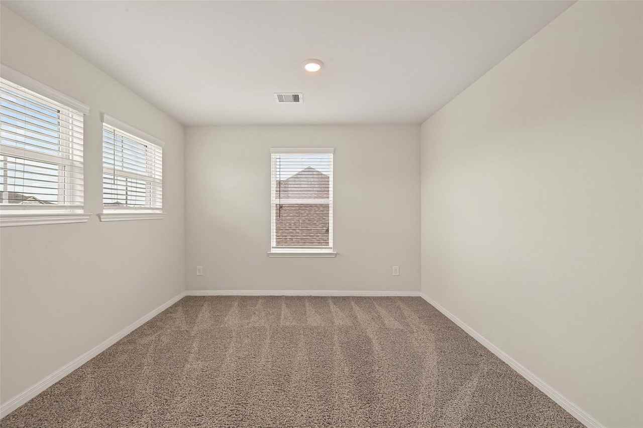 4231 Reese Ravine Ln - Photo 6 of 8