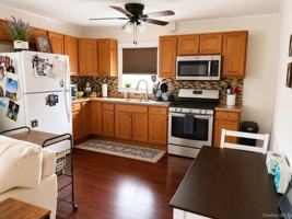 featured image of 122 Radcliffe Rd #UPPER