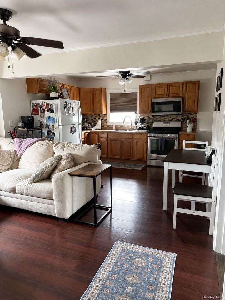 122 Radcliffe Rd - Photo 4 of 14