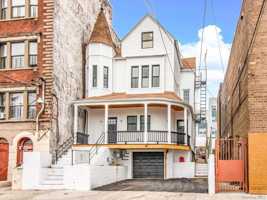 featured image of 154 Woodworth Ave