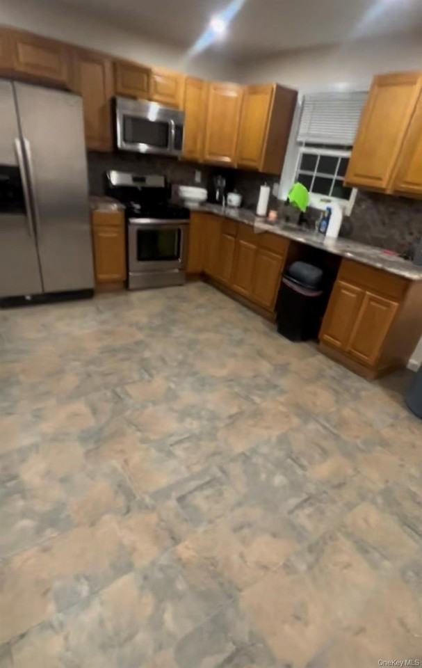 39 Elder Ave #1stLEVEL - Photo 2 of 10
