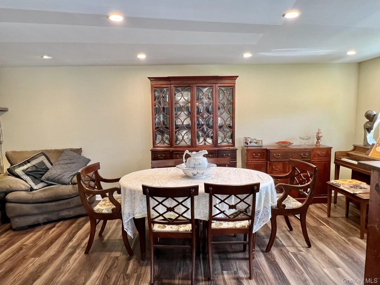 7 Mindy Ln - Photo 5 of 13