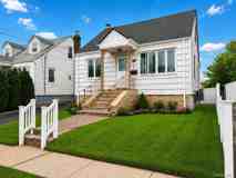 494 Lincoln St - Photo 1 of 1