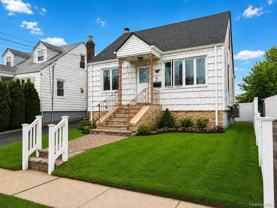 494 Lincoln St - Photo 1 of 1