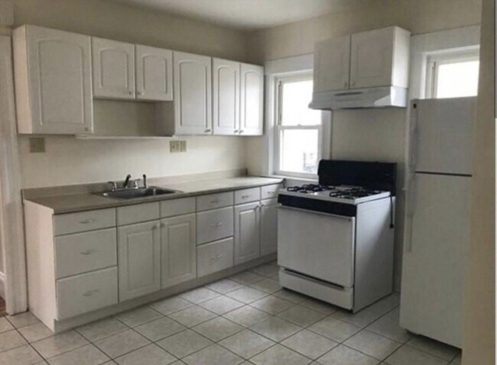20 Meacham St #2 - Photo 2 of 6