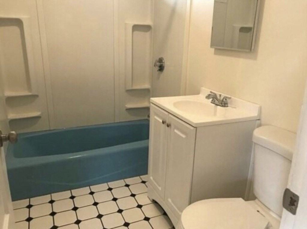 20 Meacham St #2 - Photo 5 of 6