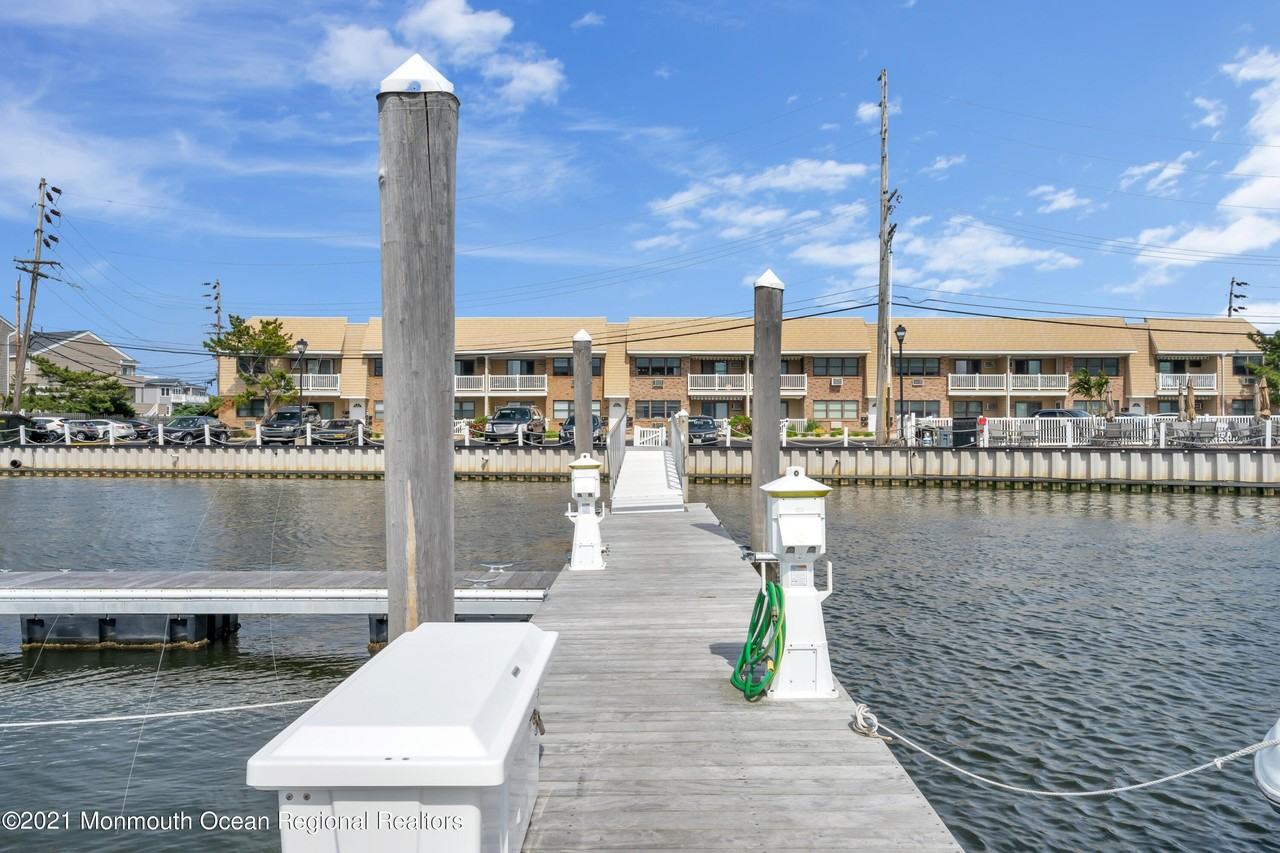 1340 Ocean Ave #62
