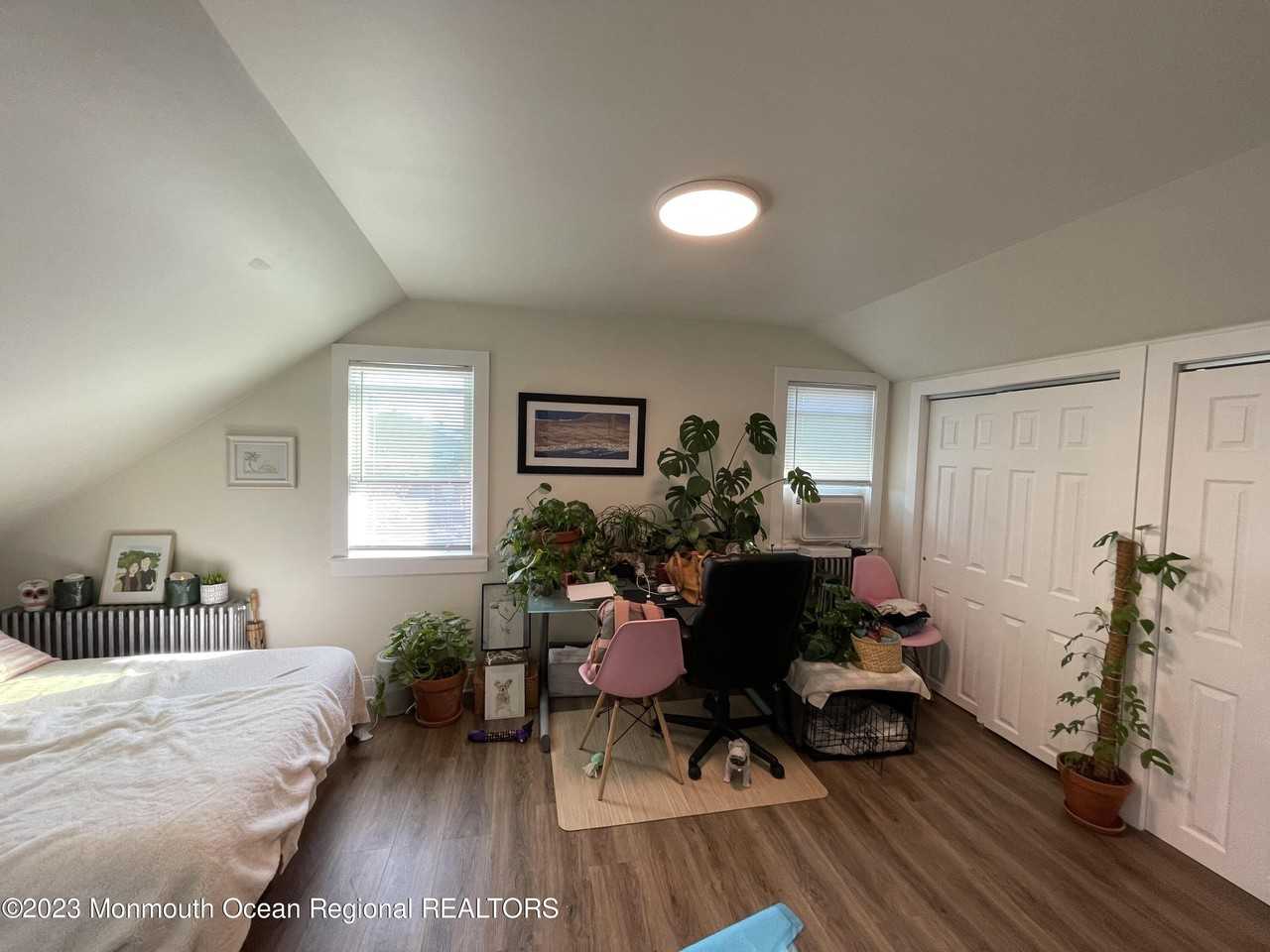 303 7th Ave #4 - Photo 4 of 9