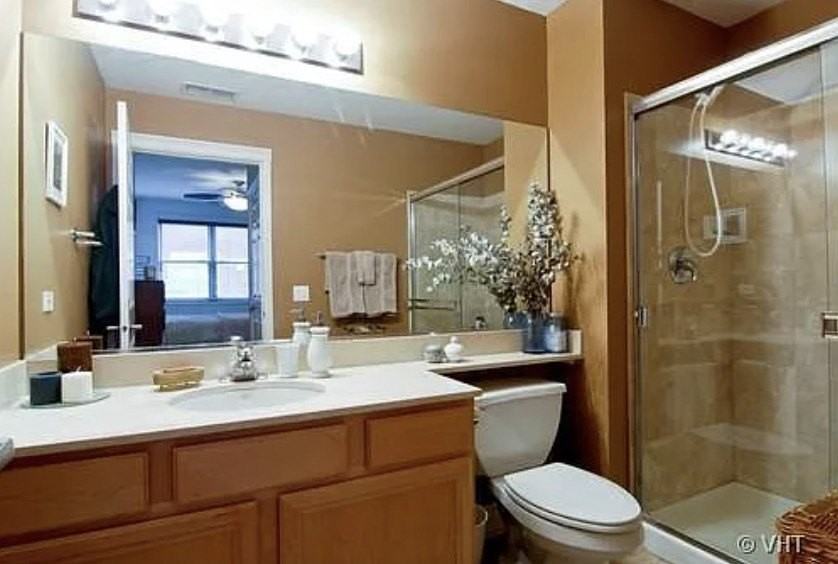 2310 W Saint Paul Ave #202 - Photo 7 of 9