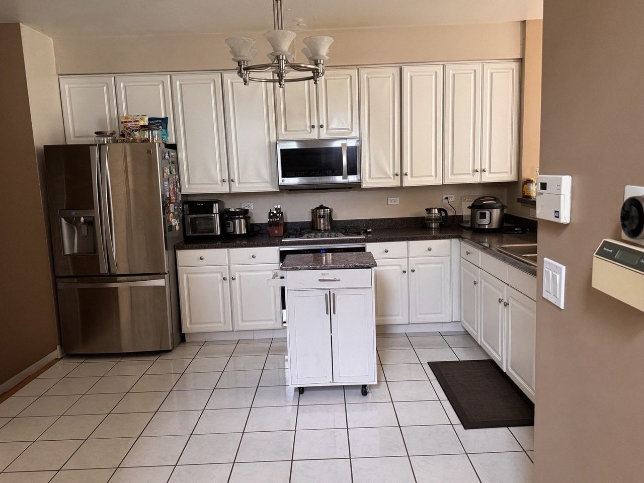 1268 Georgetown Way - Photo 4 of 12